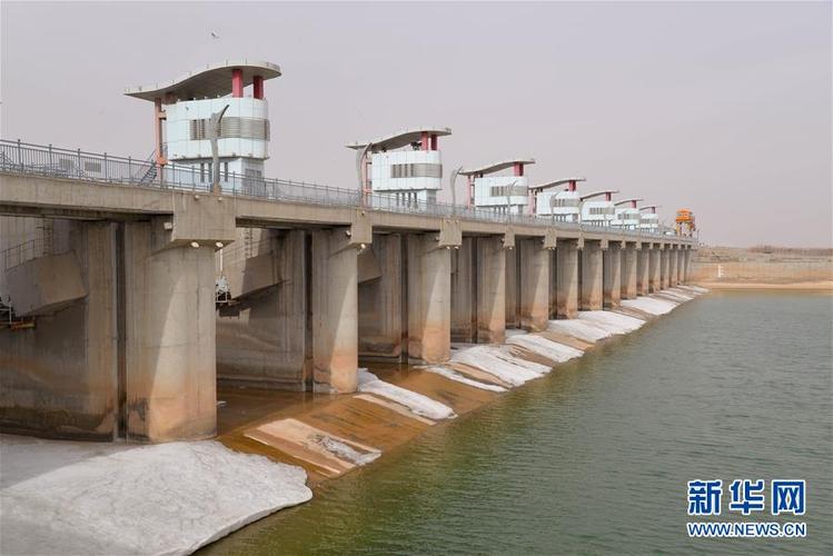 内蒙古:黄河水电站促生产保发电